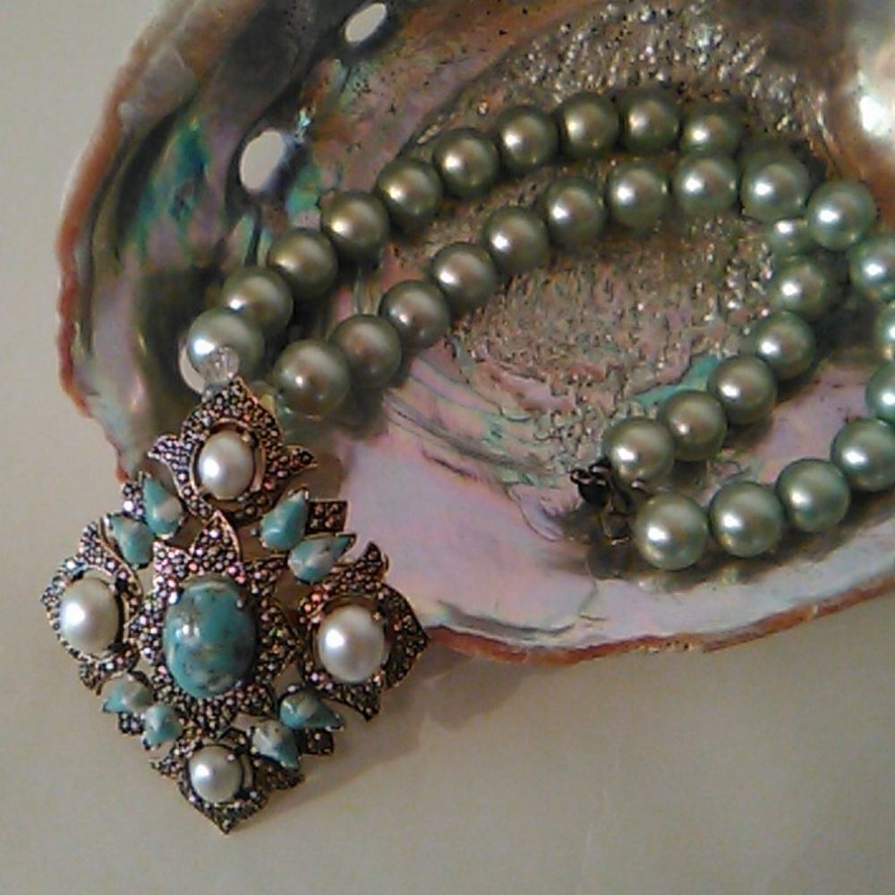Vintage Sarah Coventry Brooch and Necklace